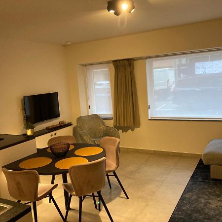 Marco Polo With Free Parking Apartment Кноке-Хайст Екстериор снимка