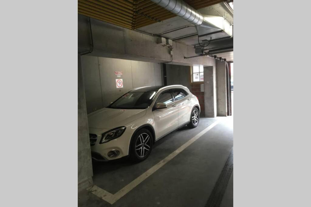 Marco Polo With Free Parking Apartment Кноке-Хайст Екстериор снимка